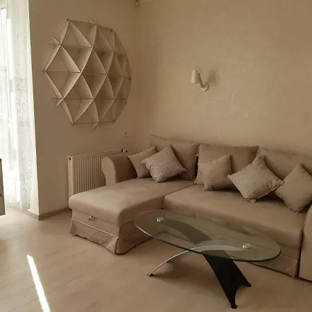 Apartment Tour-group Apartment-4 *